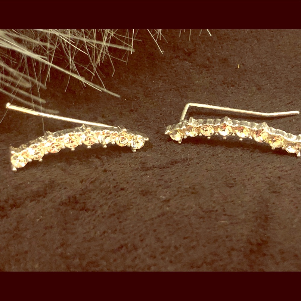 ✅💎 3/10!New Icing Ear crawlers for pierced ears